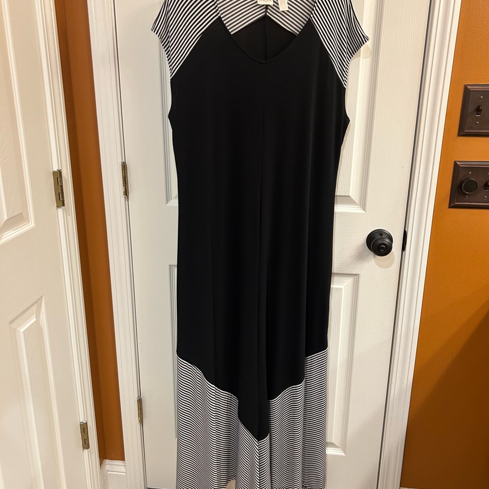 Chico’s Elegant Black and White Striped Dress Size 2 Chico’s sizing